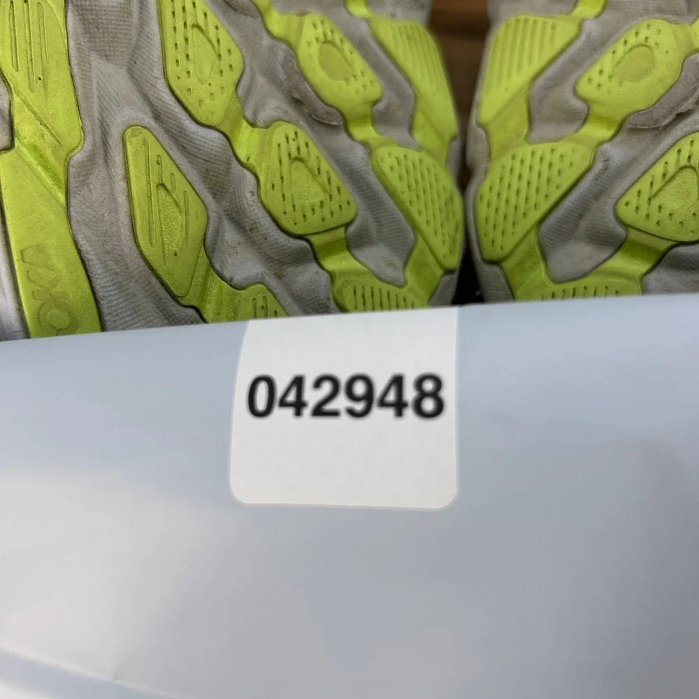 Hoka One One Clifton 9 Womens Size 10.5 Blue Pink Running Shoes Cushion Comfort